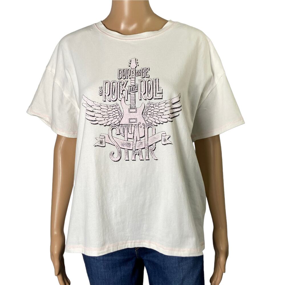 Le Lis Ivory Graphic T-shirt Size L